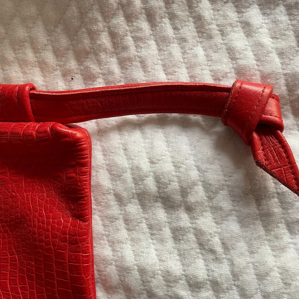 Red Leather Back Pack Purse With Adjustable Straps - image 8